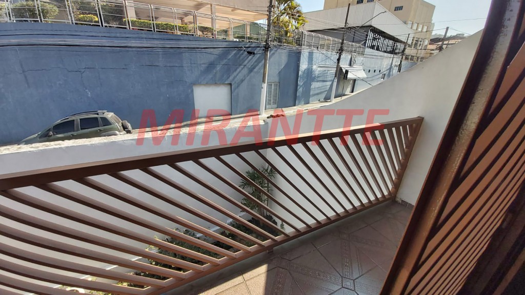 Sobrado de 260m² com 3 quartos em Limão