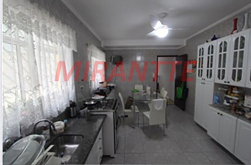Sobrado de 250m² com 3 quartos em Casa Verde