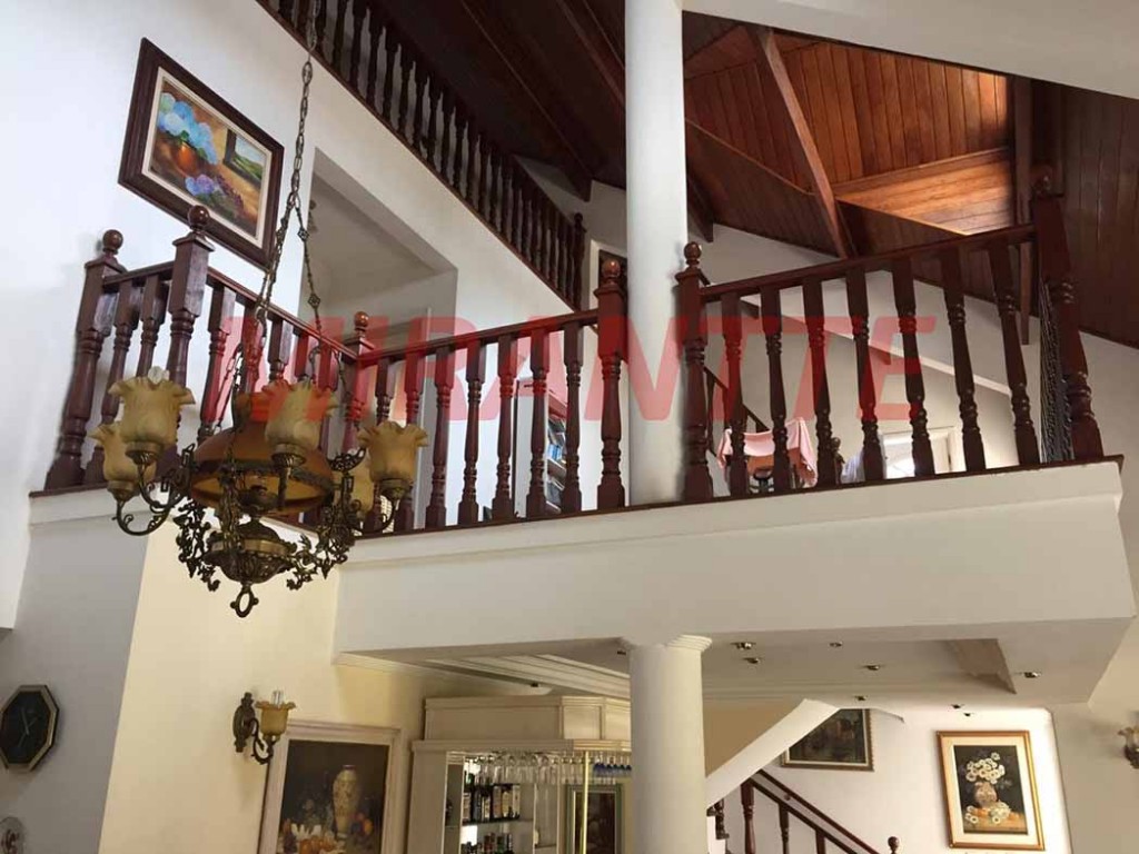 Sobrado de 340m² com 4 quartos em Mandaqui