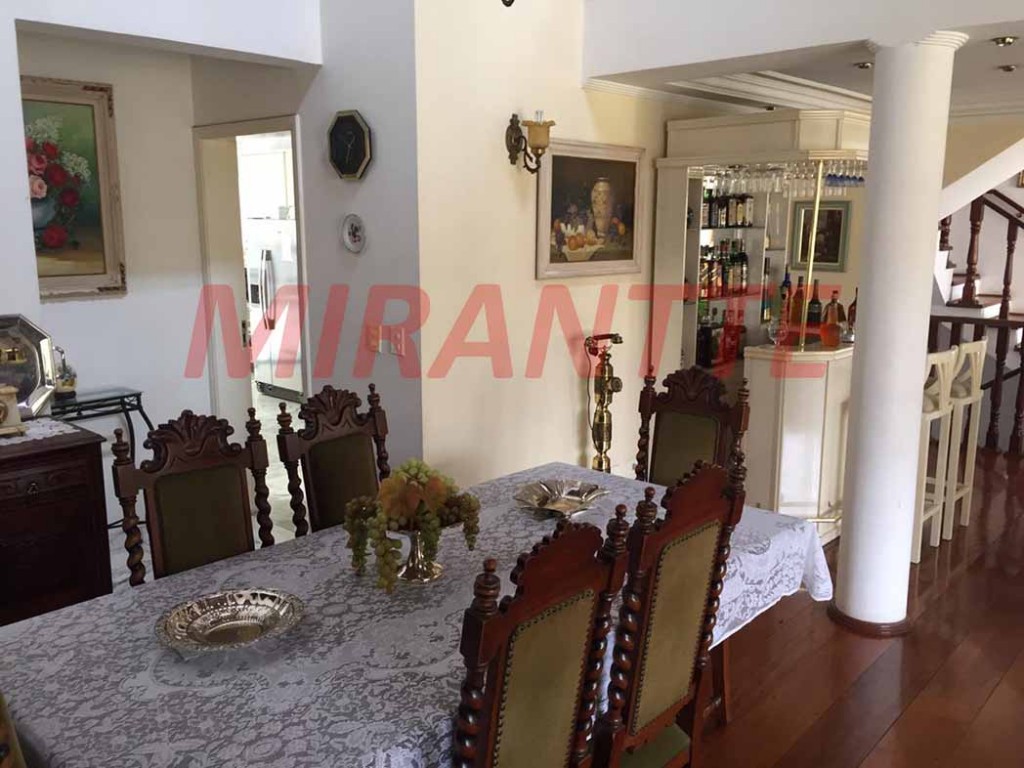 Sobrado de 340m² com 4 quartos em Mandaqui