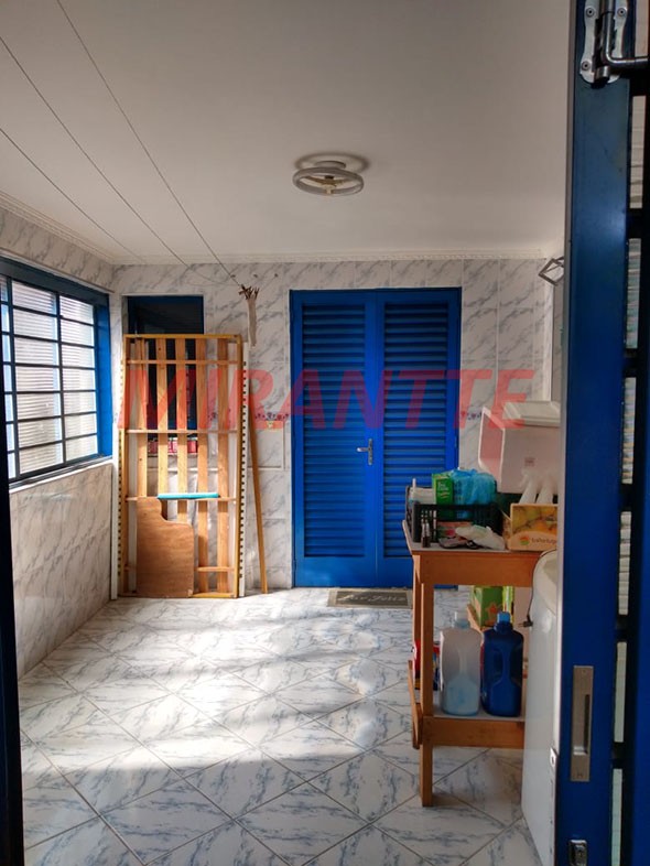 Casa terrea de 270m² com 3 quartos em CENTRO