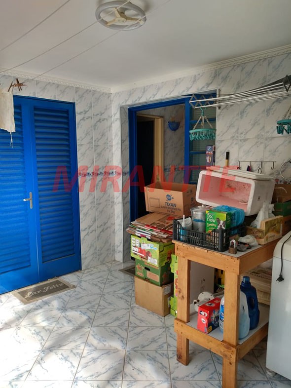 Casa terrea de 270m² com 3 quartos em CENTRO