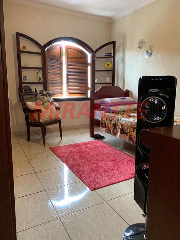 Sobrado de 220m² com 4 quartos em Palmas Do Tremembé