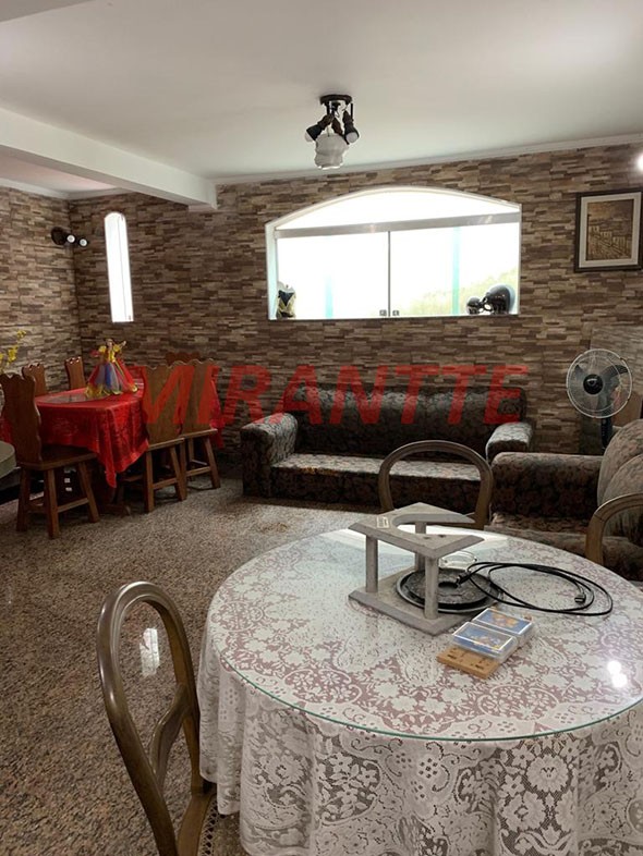 Sobrado de 220m² com 4 quartos em Palmas Do Tremembé