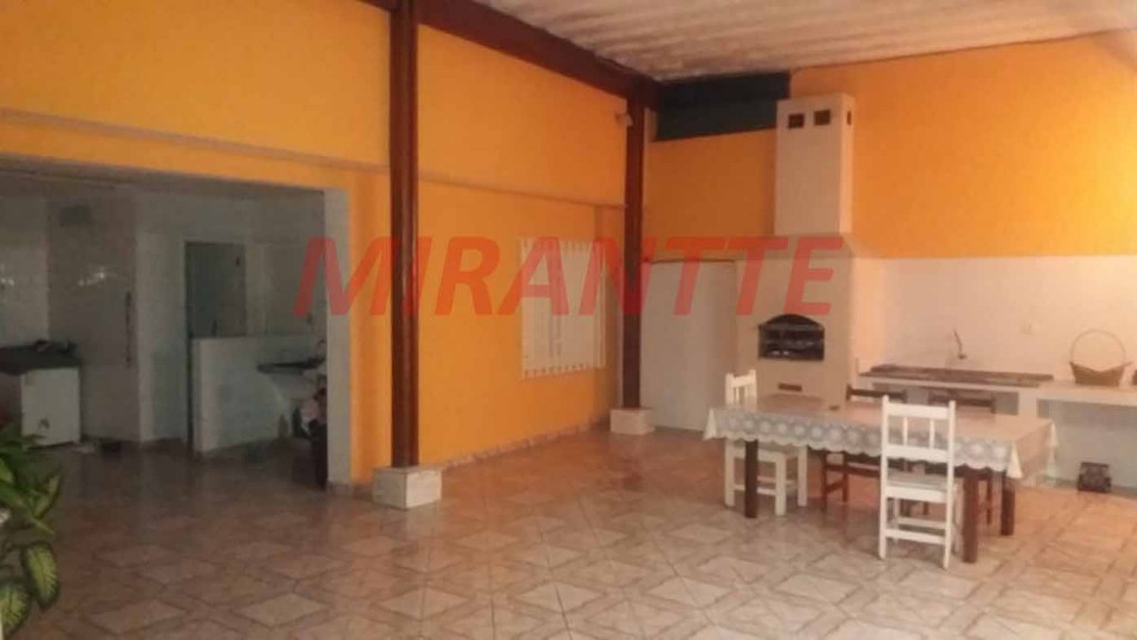 Casa terrea de 287m² com 2 quartos em Parque Edu Chaves
