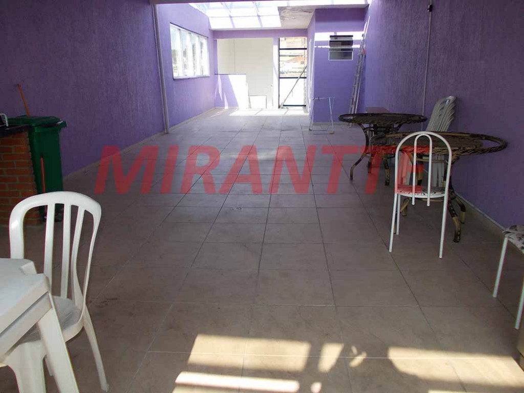 Comercial de 150m² em Água Fria