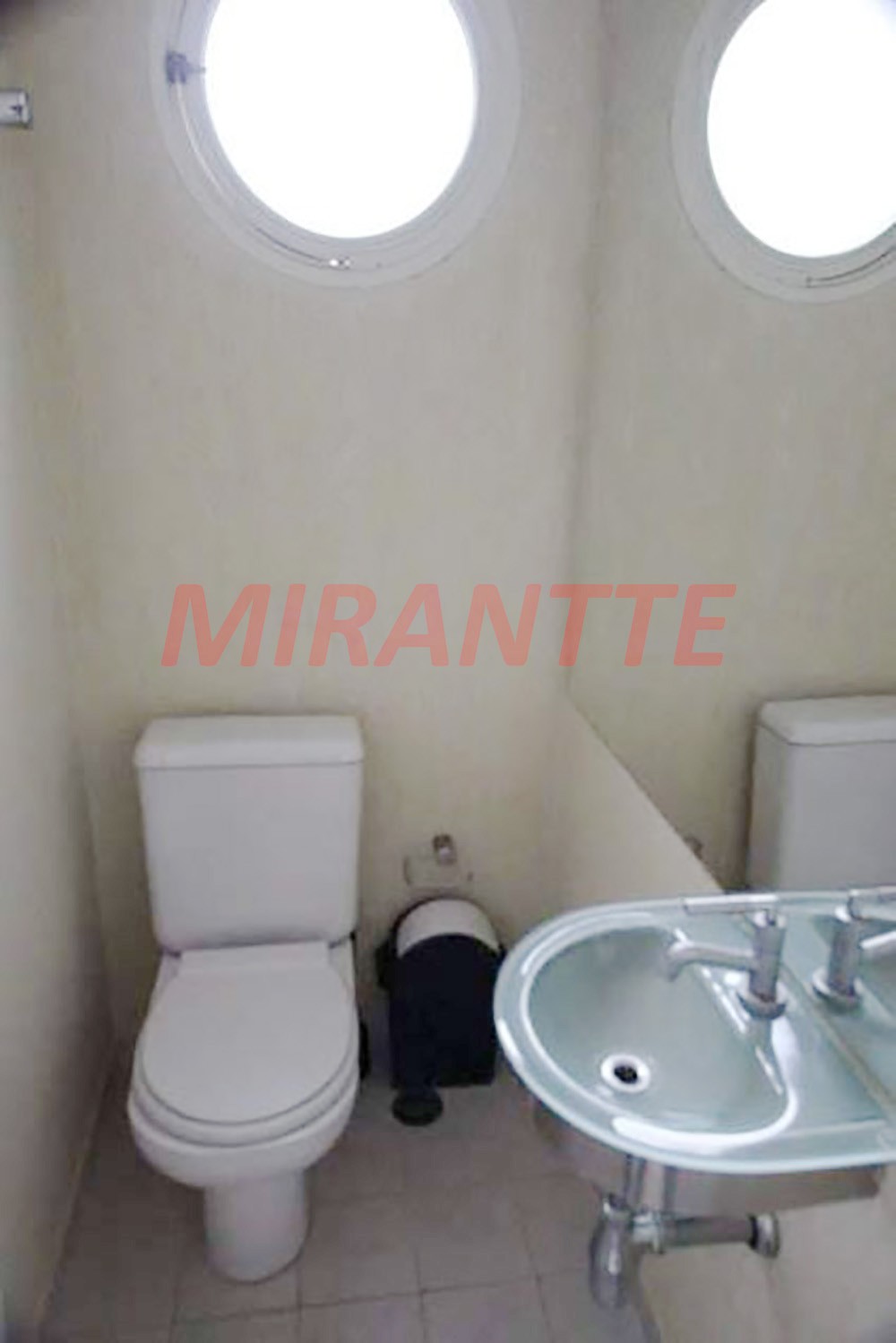 Apartamento de 65m² com 2 quartos em Moema