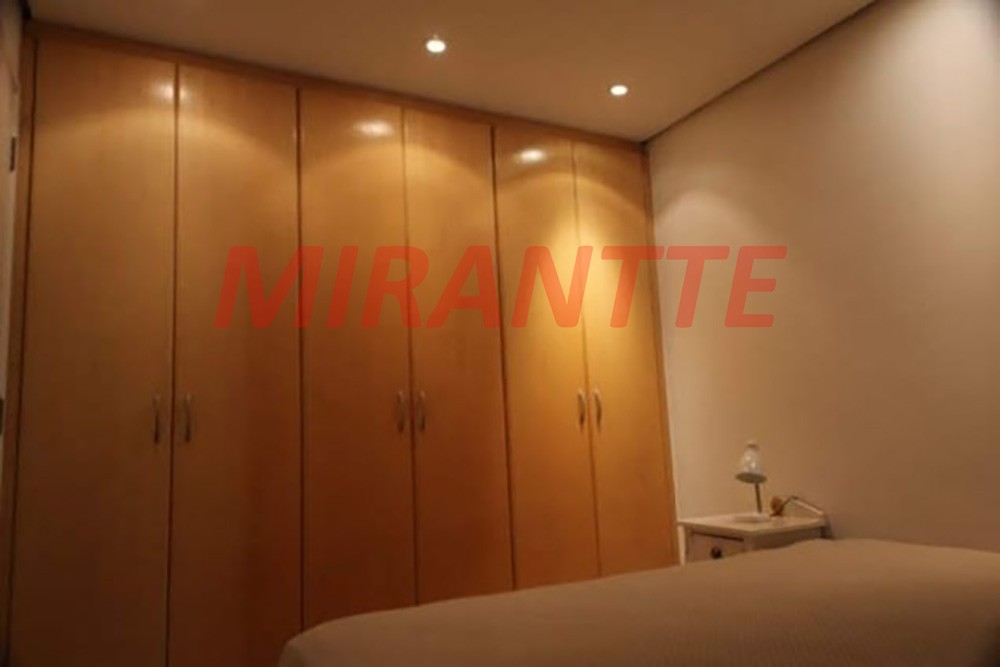 Apartamento de 65m² com 2 quartos em Moema