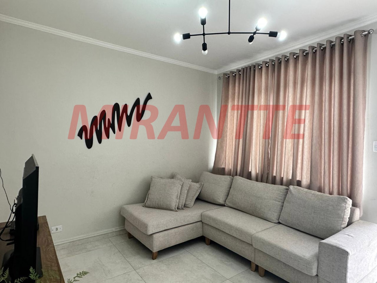 Sobrado de 117m² com 3 quartos em Parada Inglesa