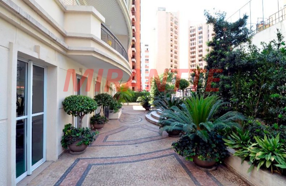 Apartamento de 190m² com 3 quartos em Perdizes