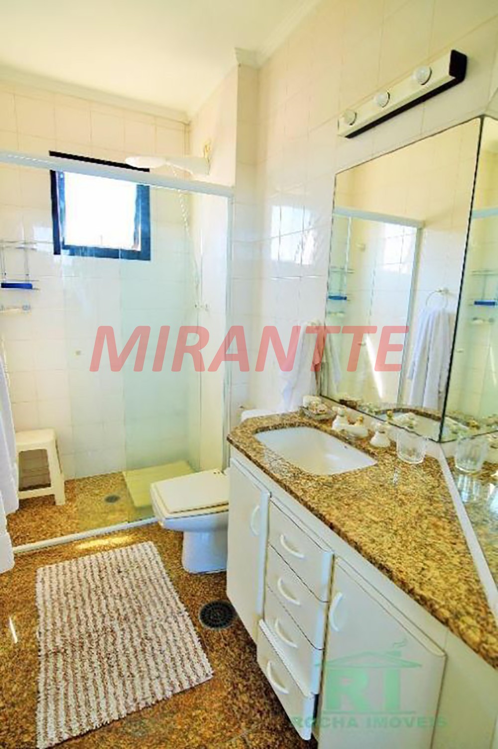Cobertura duplex de 214m² com 4 quartos em Pitangueiras