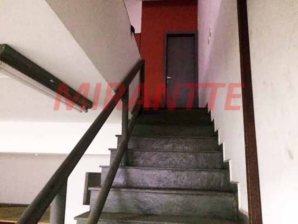 Comercial de 190m² em Santana