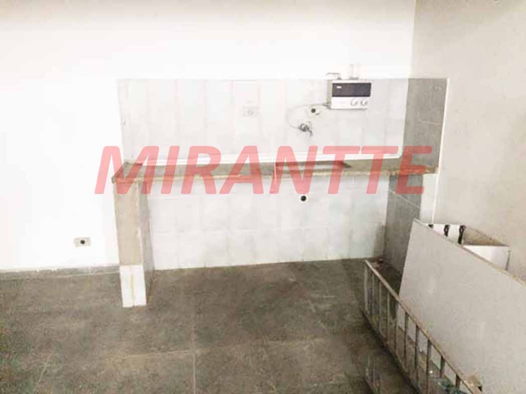 Comercial de 190m² em Santana