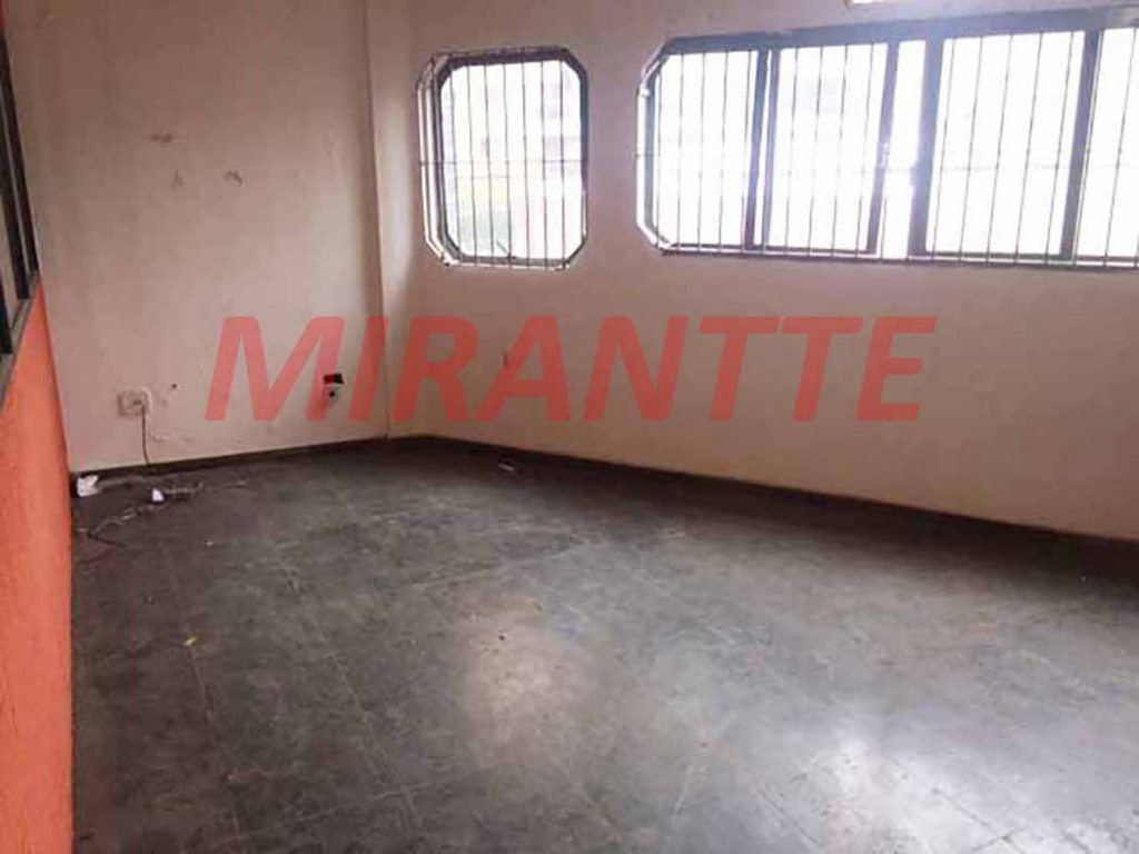 Comercial de 190m² em Santana
