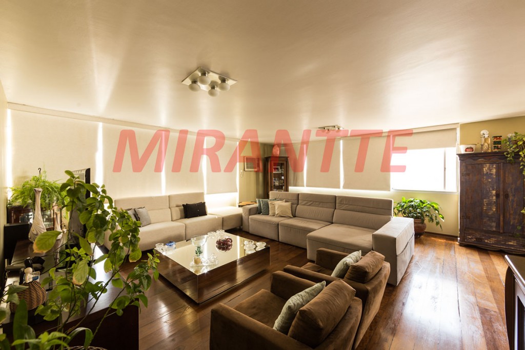 Apartamento de 240m² com 4 quartos em Higienópolis