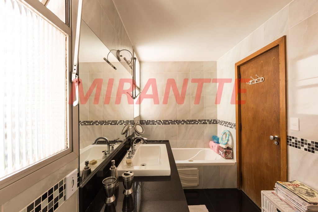 Apartamento de 240m² com 4 quartos em Higienópolis