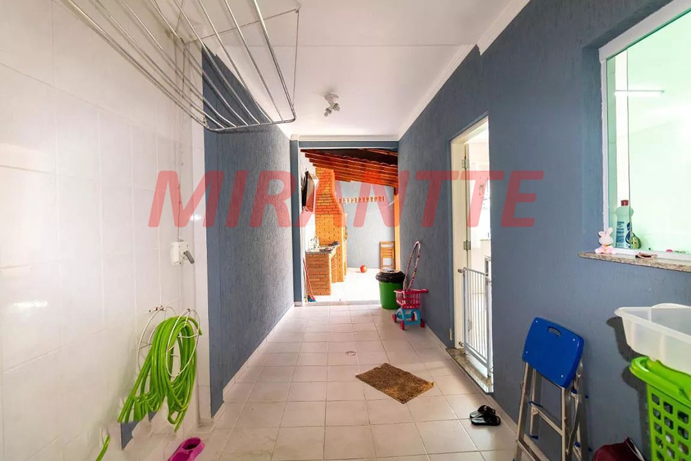 Sobrado de 183m² com 3 quartos em Parada Inglesa