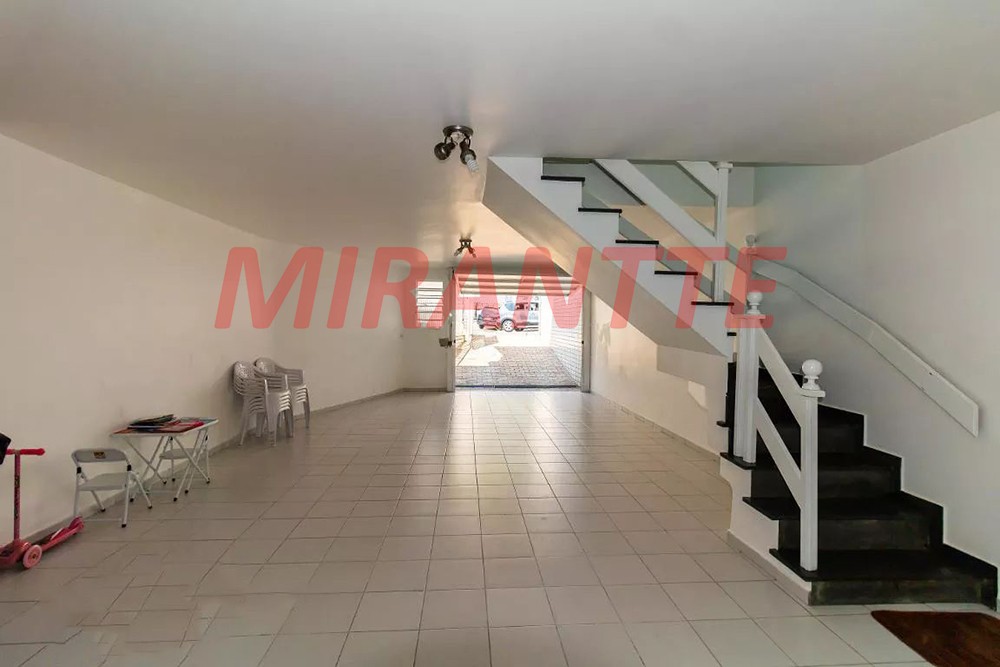 Sobrado de 183m² com 3 quartos em Parada Inglesa