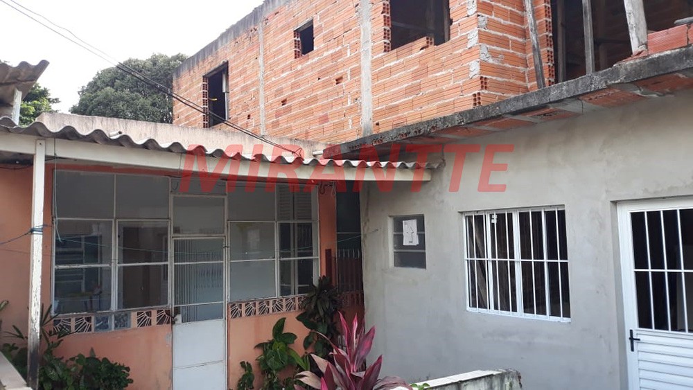Sobrado de 180m² com 6 quartos em Vila Ester