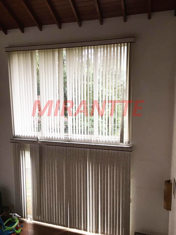 Sobrado de 360m² com 3 quartos em Serra da Cantareira
