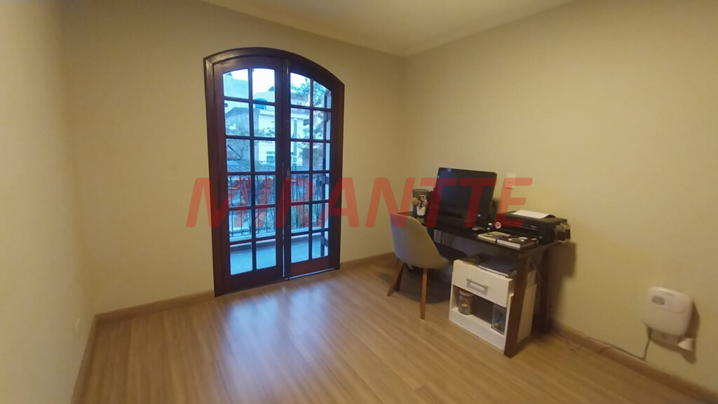 Sobrado de 298m² com 3 quartos em Bortolândia