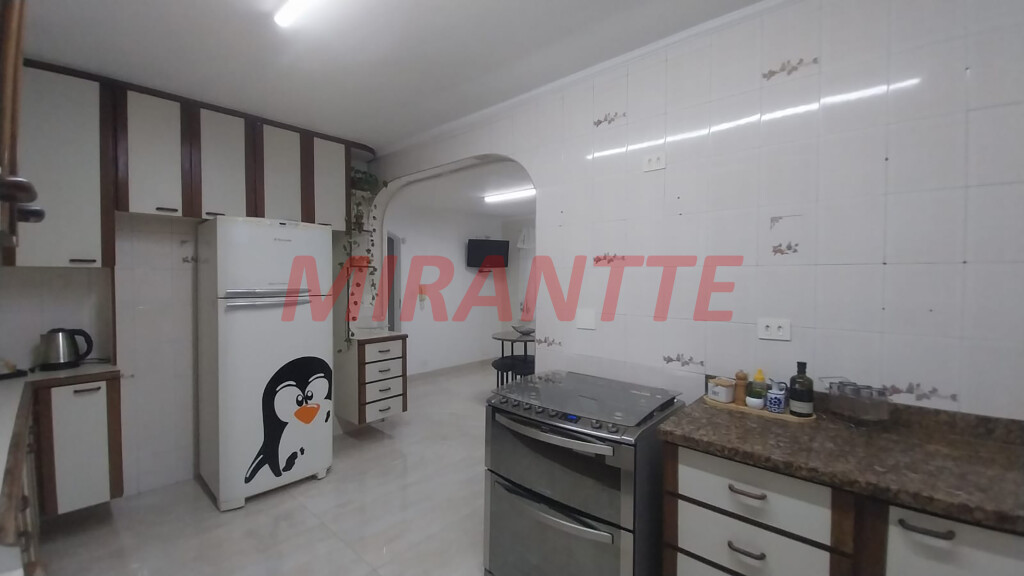 Sobrado de 298m² com 3 quartos em Bortolândia
