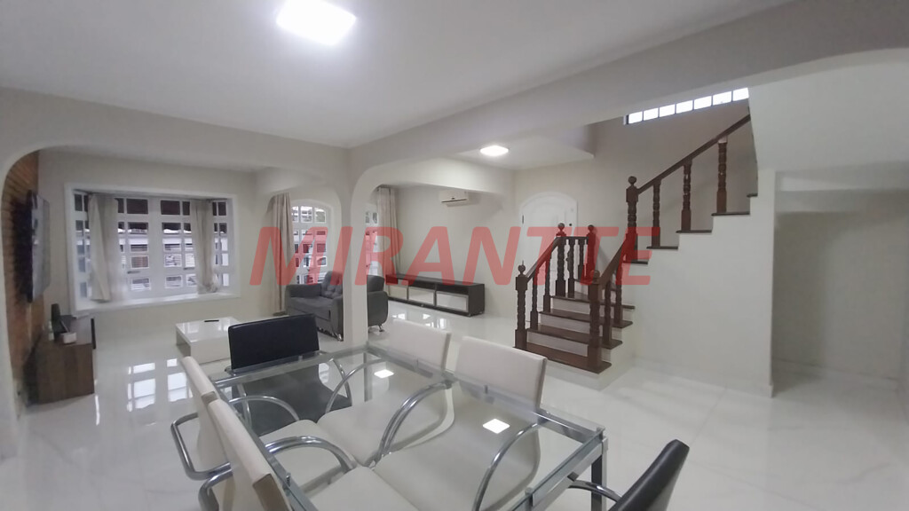 Sobrado de 298m² com 3 quartos em Bortolândia