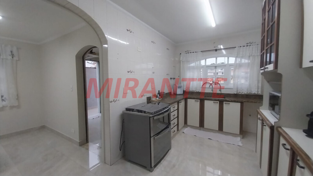 Sobrado de 298m² com 3 quartos em Bortolândia