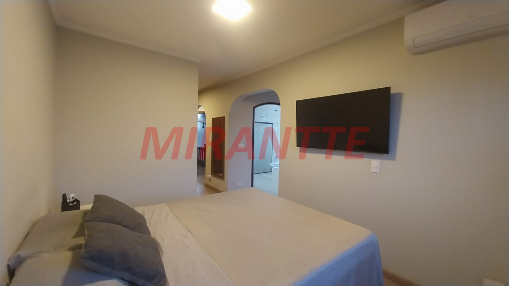 Sobrado de 298m² com 3 quartos em Bortolândia