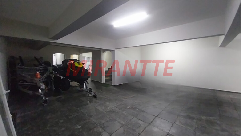 Sobrado de 298m² com 3 quartos em Bortolândia