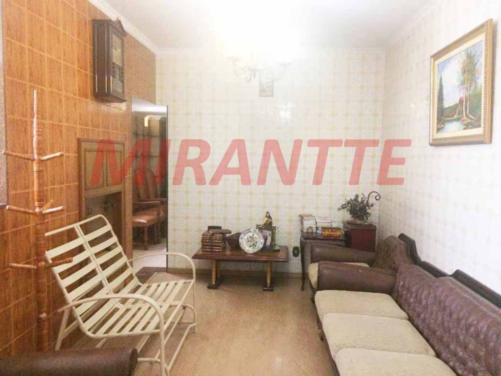 Sobrado de 220m² com 4 quartos em Tremembe