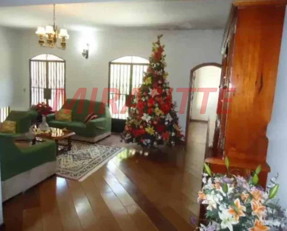 Sobrado de 230m² com 6 quartos em Parque Sao Domingos