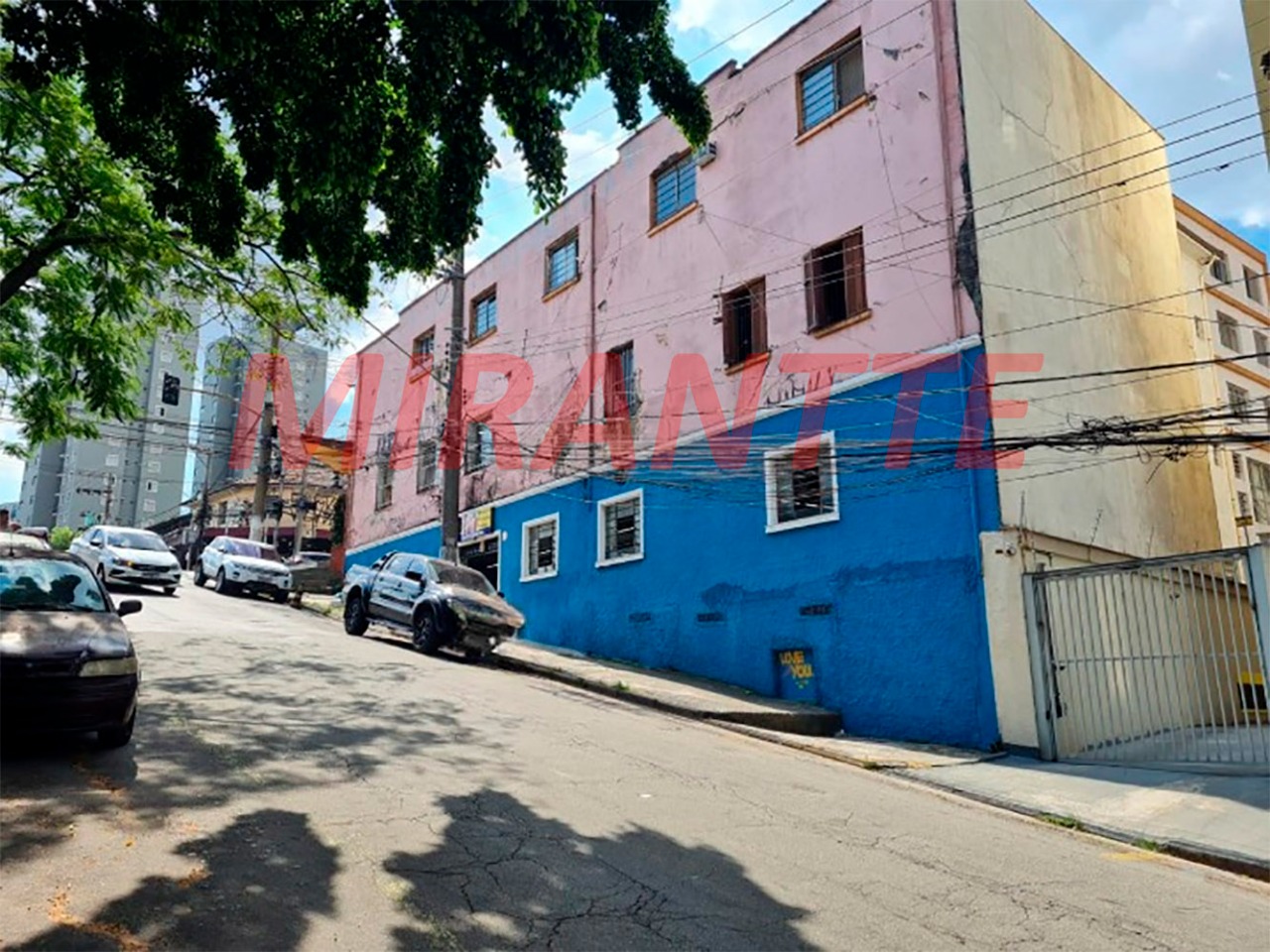 Comercial de 770m² em Santana