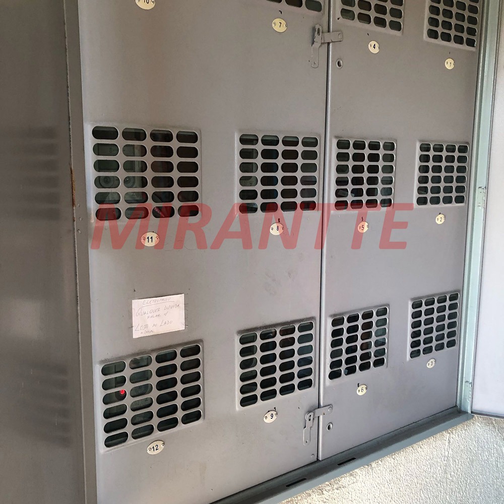 Comercial de 770m² em Santana