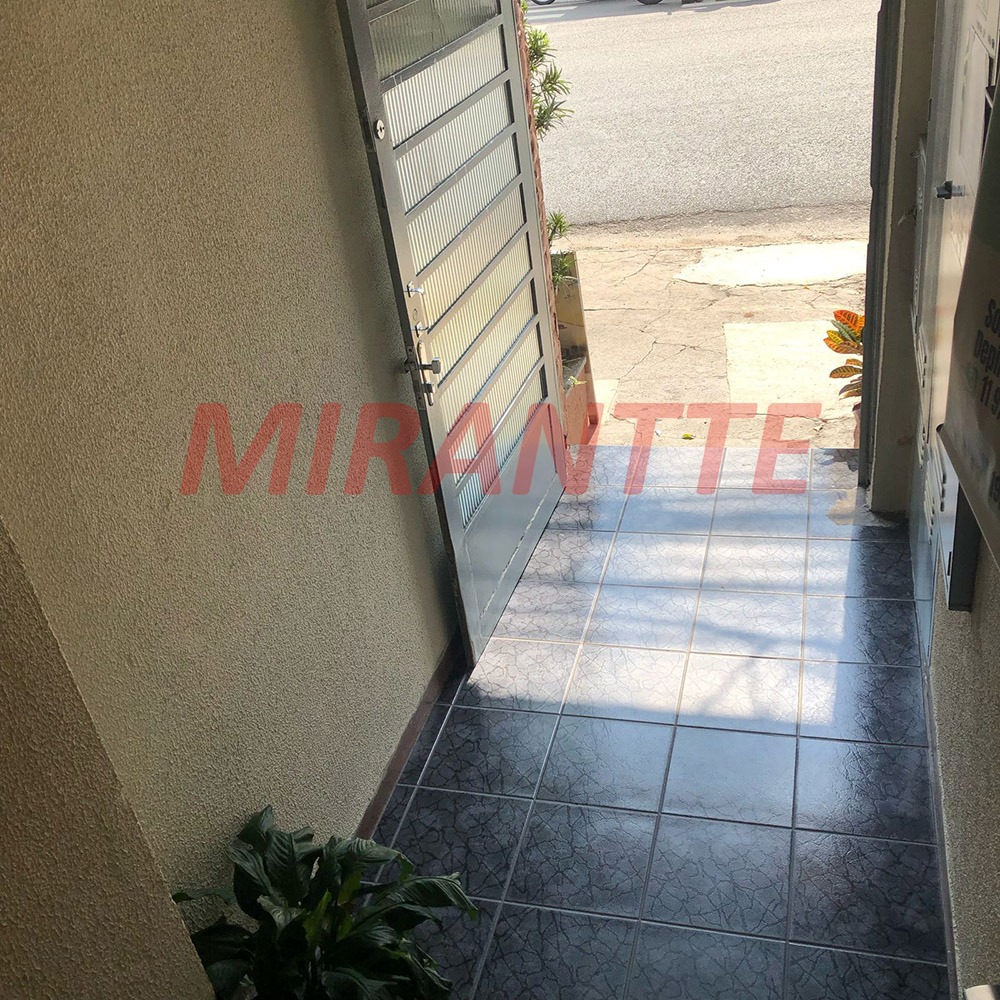 Comercial de 770m² em Santana
