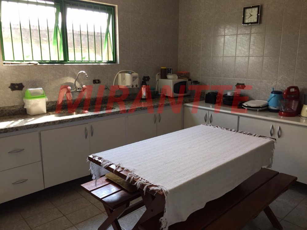 Sobrado de 480m² com 3 quartos em Centro – Mairiporã