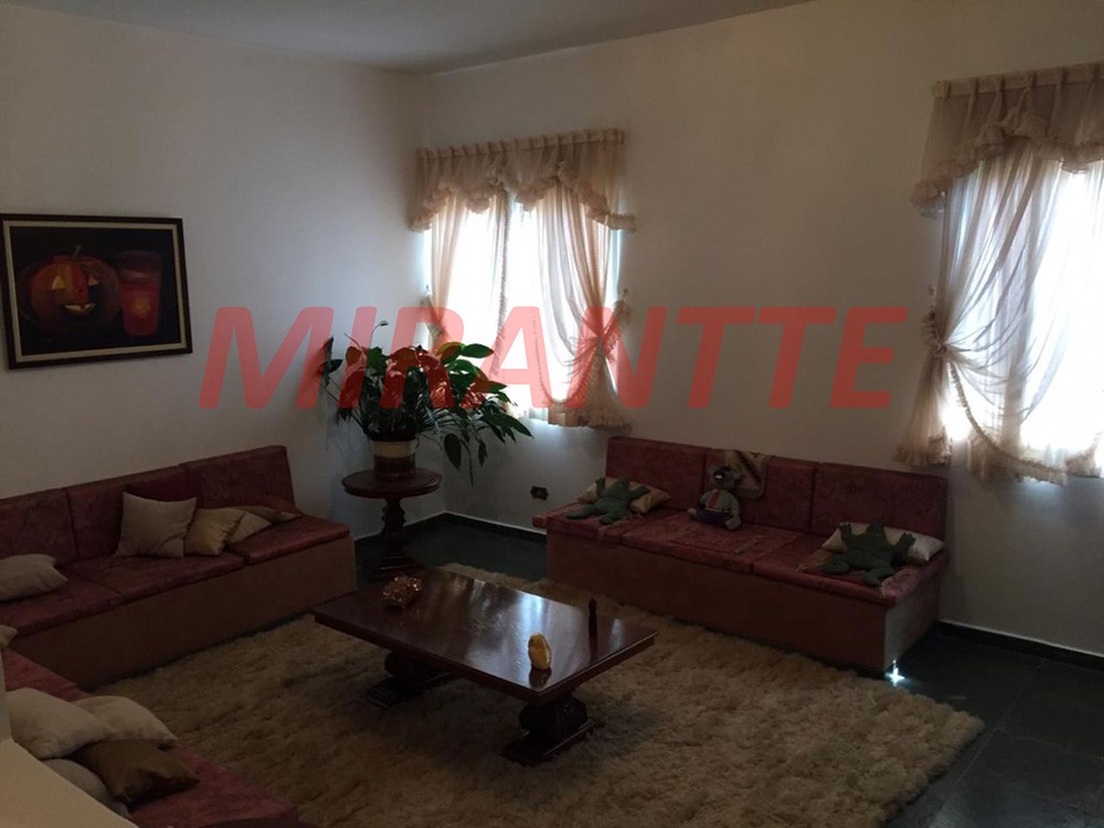 Sobrado de 480m² com 3 quartos em Centro – Mairiporã
