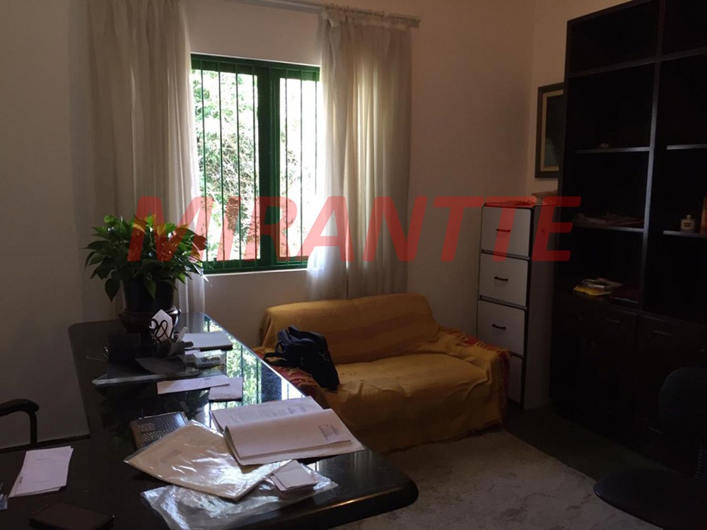 Sobrado de 480m² com 3 quartos em Centro – Mairiporã