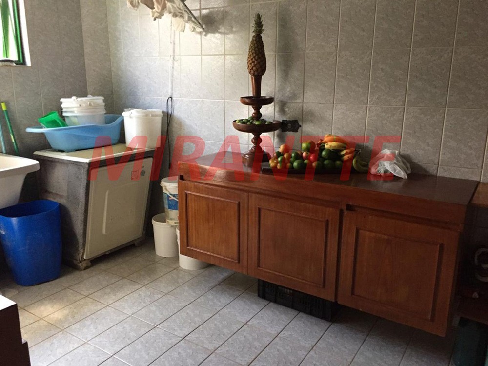 Sobrado de 480m² com 3 quartos em Centro – Mairiporã