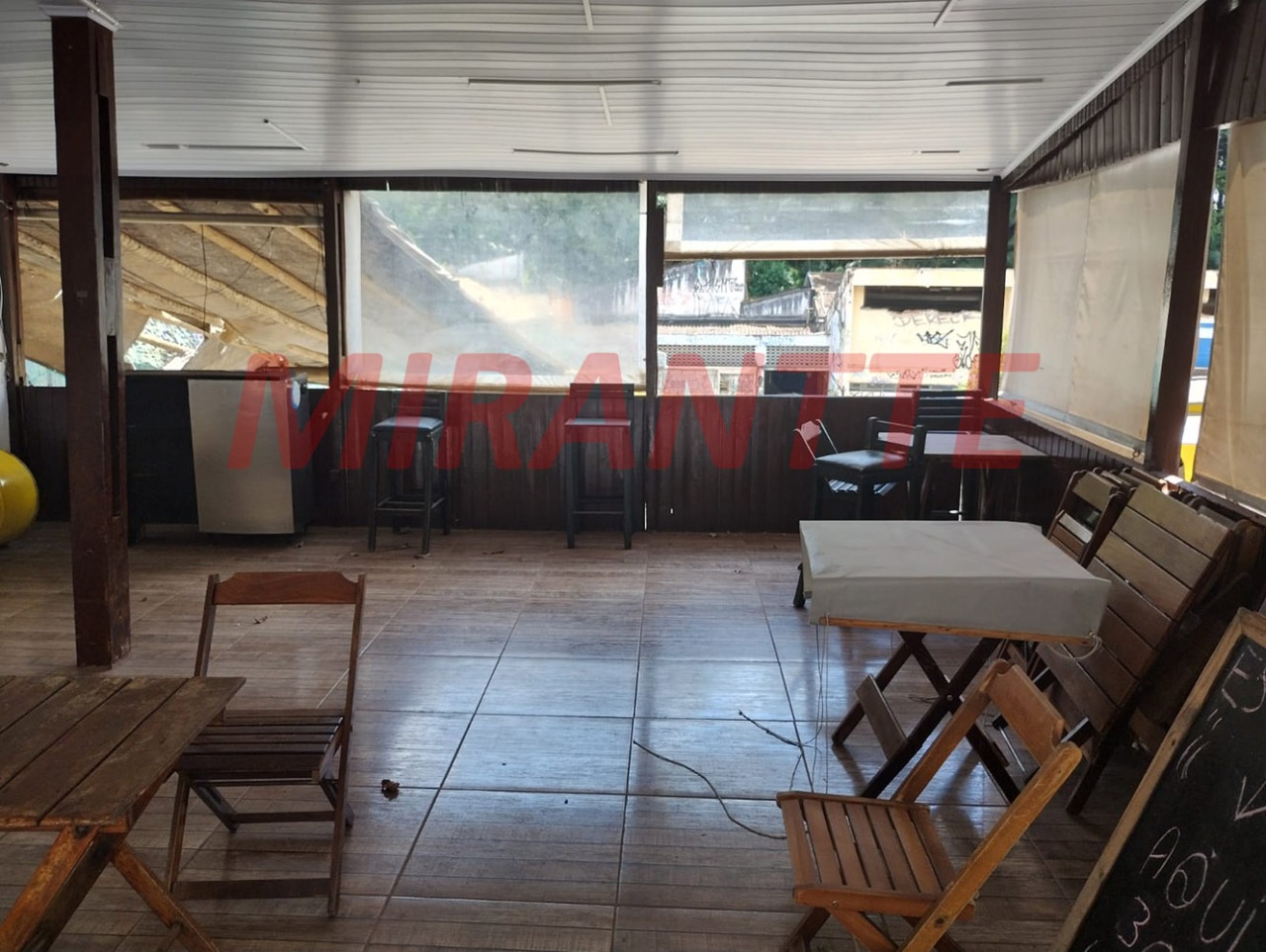 Terreno de 528m² em Horto Florestal
