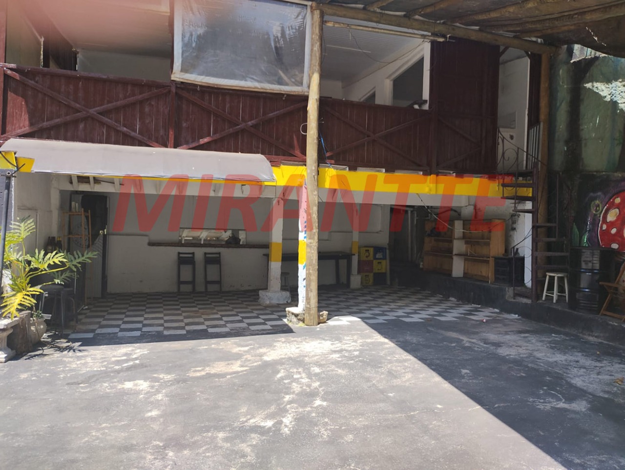Terreno de 528m² em Horto Florestal