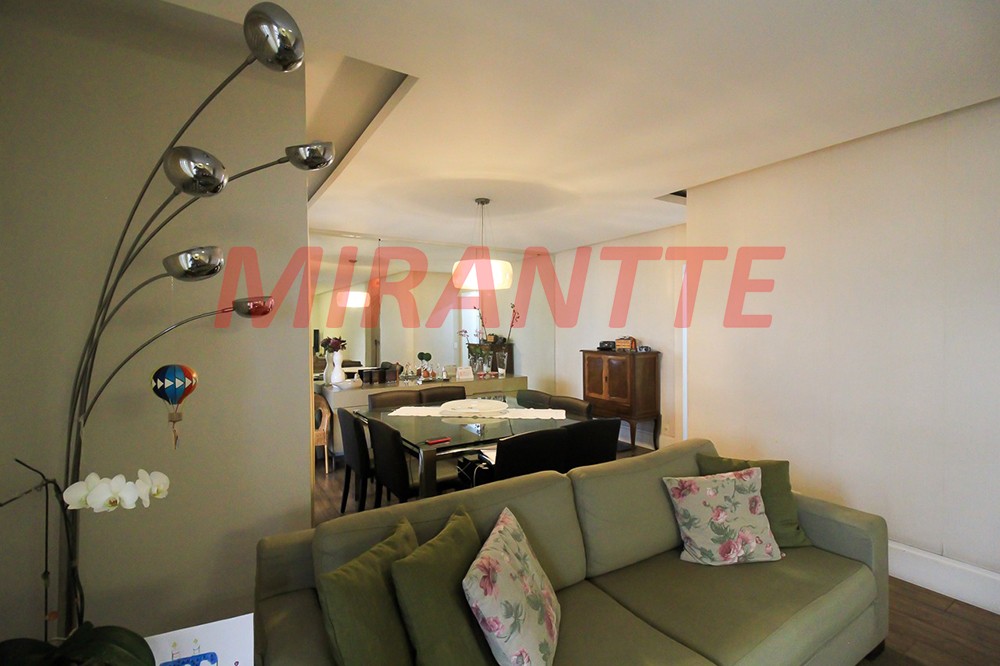 Apartamento de 189m² com 4 quartos em Santana