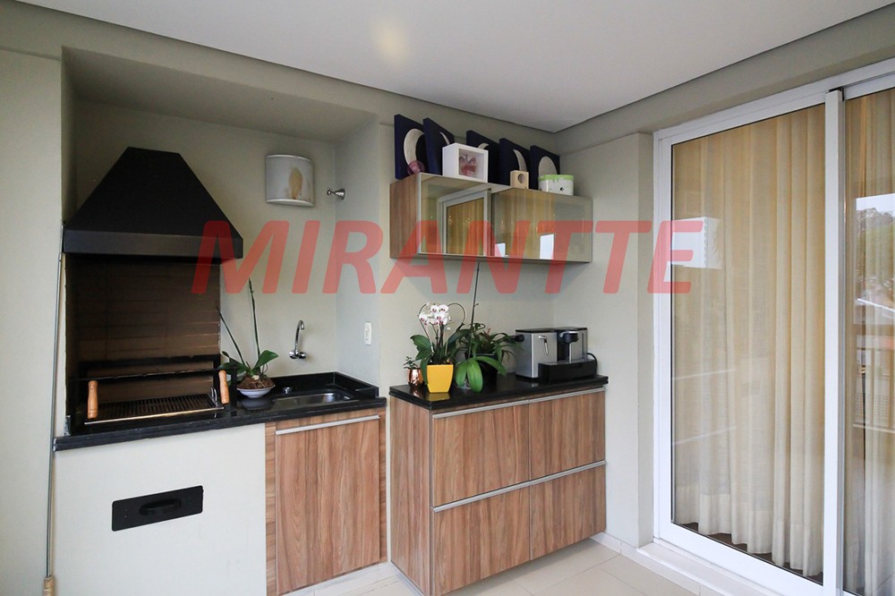 Apartamento de 189m² com 4 quartos em Santana