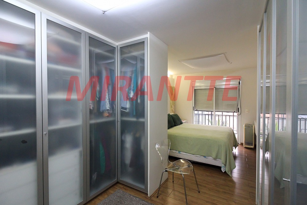 Apartamento de 189m² com 4 quartos em Santana
