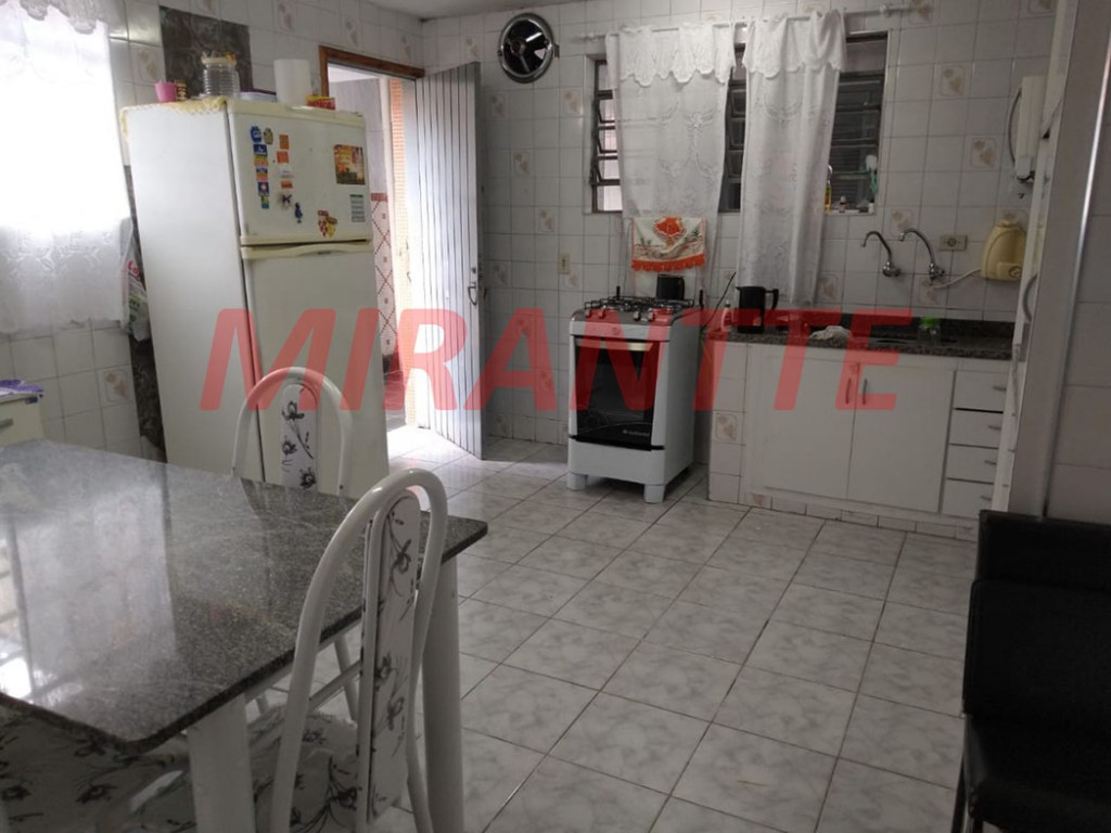 Sobrado de 140m² com 3 quartos em Vila Gustavo