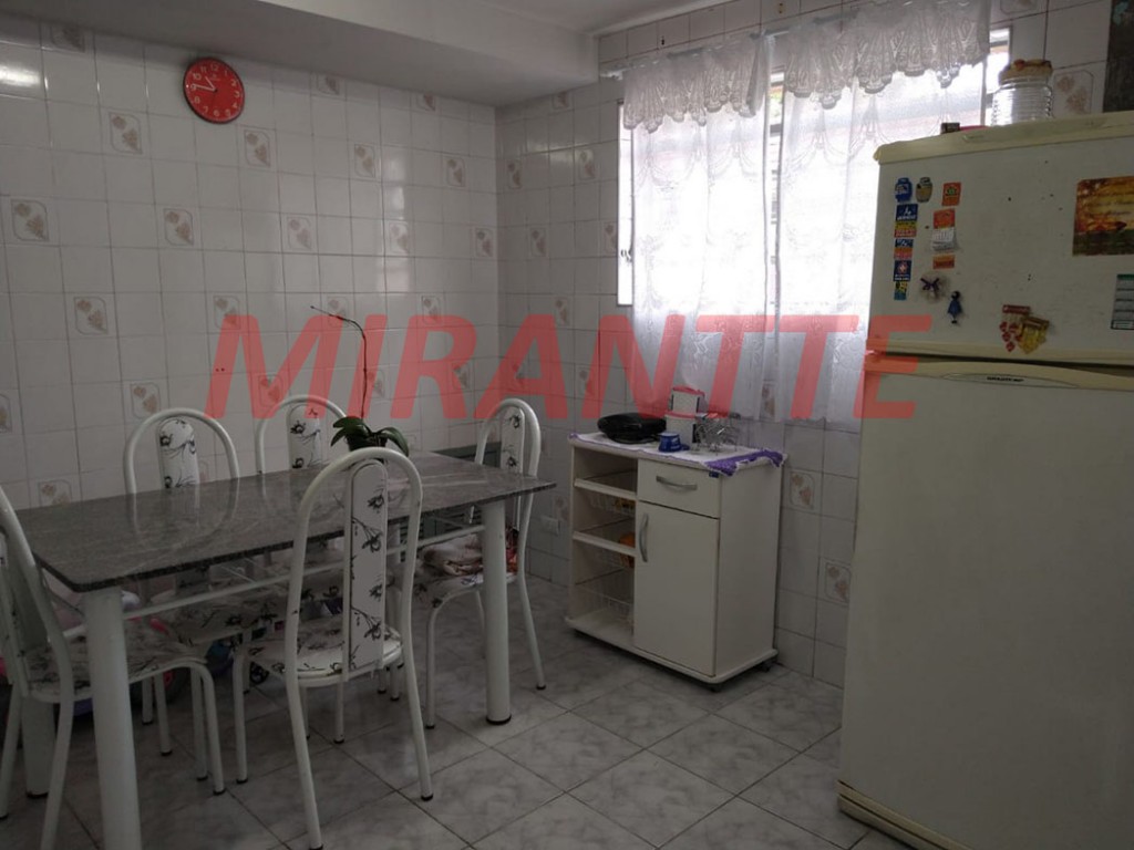 Sobrado de 140m² com 3 quartos em Vila Gustavo