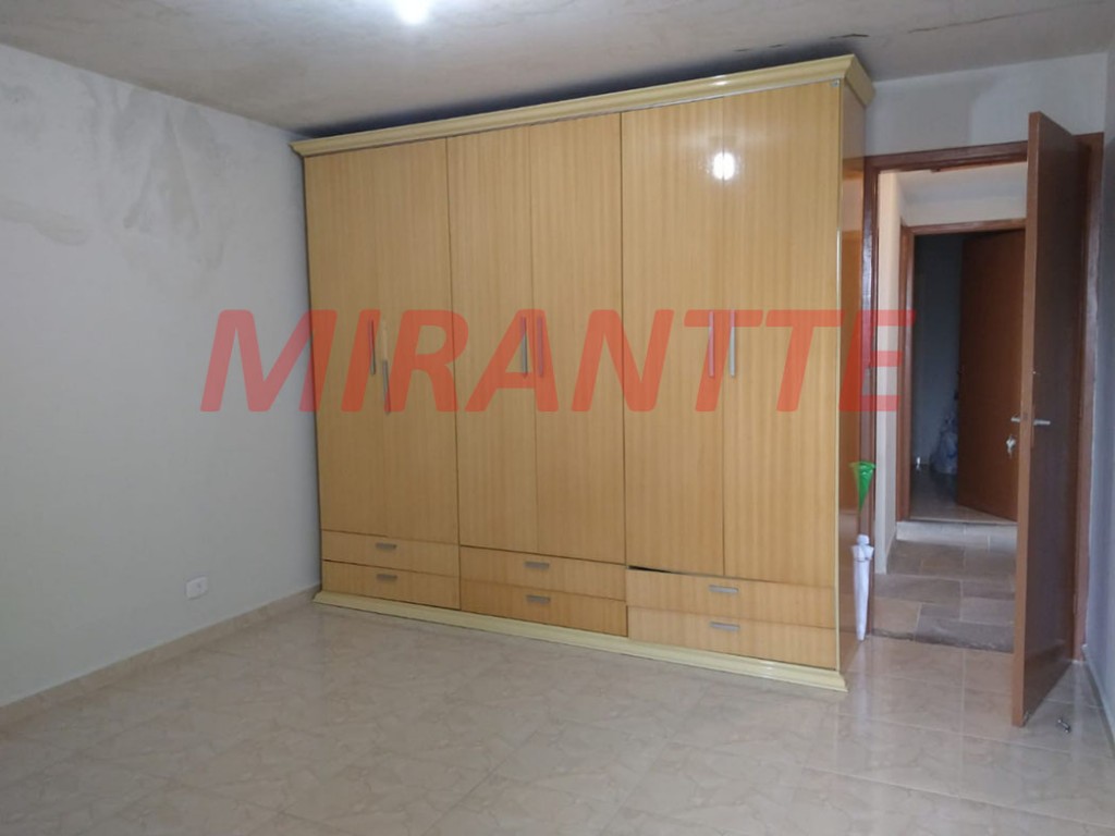 Sobrado de 140m² com 3 quartos em Vila Gustavo