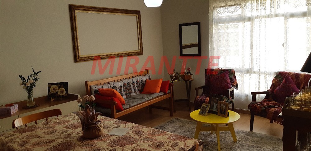 Apartamento com 3 quartos em Casa Verde Baixa
