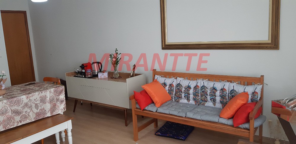 Apartamento com 3 quartos em Casa Verde Baixa
