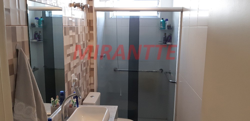 Apartamento com 3 quartos em Casa Verde Baixa